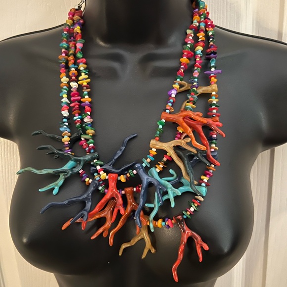Colorful Necklace-Natural shells Coral Accents-NEW-11”drop-WOW-Feast your eyes! - Picture 2 of 9